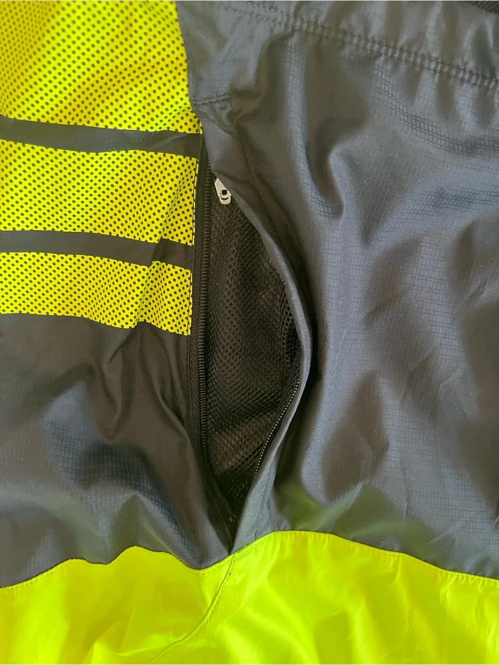 Men’s Pearl Izumi Windbreaker